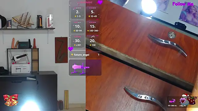 keily  funny online show from 12/22/25, 11:21