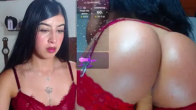 keily  funny online show from 10/10/25, 04:46