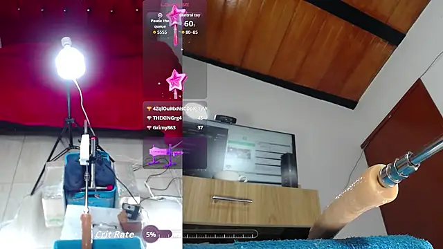 keily  funny online show from 12/17/25, 03:39