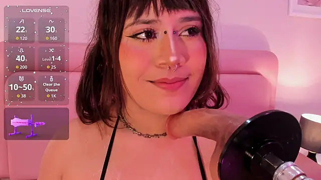 mia yeager online show from 09/21/25, 03:50