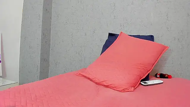 scarlett646 online show from 10/28/25, 03:07