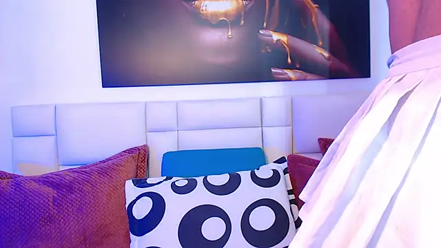 NicoletBlossom online show from 04/08/26, 08:32