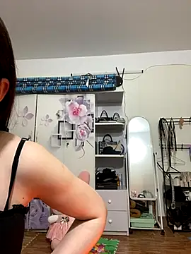    sab60    online show from 11/04/25, 01:26