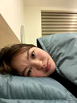    sab60    online show from 11/17/25, 02:43