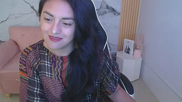 tamara ch1 online show from 12/17/25, 03:33