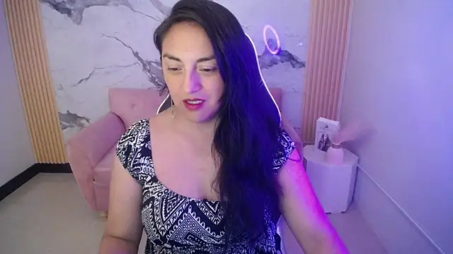 tamara ch1 online show from 11/11/25, 03:45