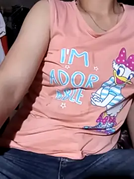 Snapshot of misa_00 chatting on 07/11/26, 10:21 misa 00 online show from 07/11/26, 10:21