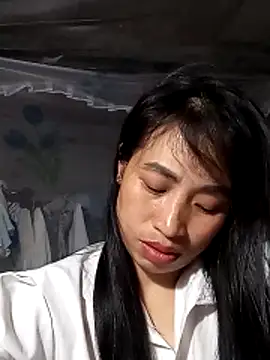 Snapshot of misa_00 chatting on 05/20/26, 04:37 misa 00 online show from 05/20/26, 04:37