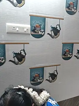 bakyasree143 online show from 10/21/25, 12:37