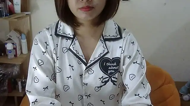 anna-sweet69 online show from 11/04/25, 02:26