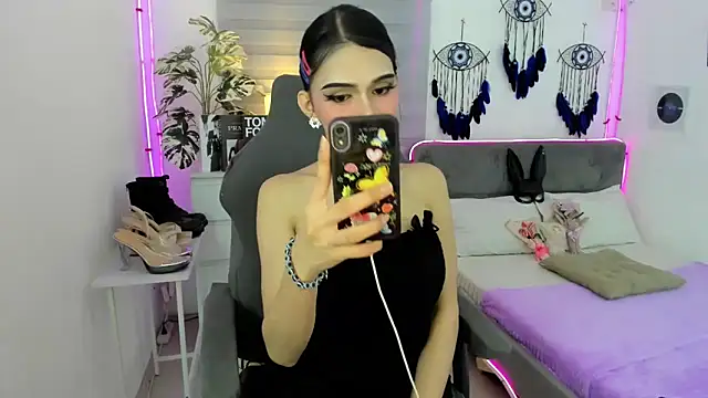 Snapshot of tstoni_talks chatting on 11/08/25, 10:08 tstoni talks online show from 11/08/25, 10:08