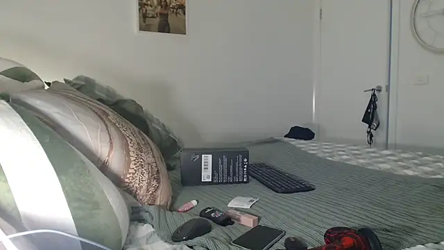 imyourgoodgirl69 online show from 02/03/26, 11:37