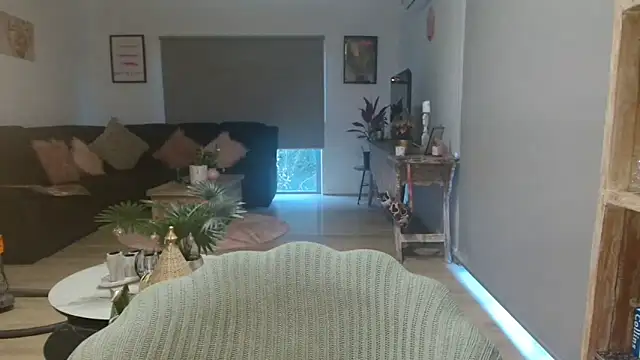 imyourgoodgirl69 online show from 02/18/26, 08:44