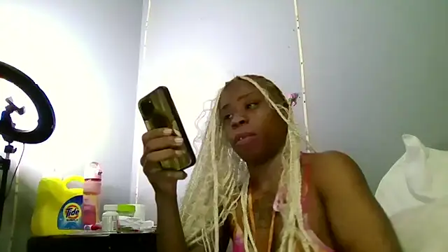 Tishrella6 online show from 02/28/26, 09:42