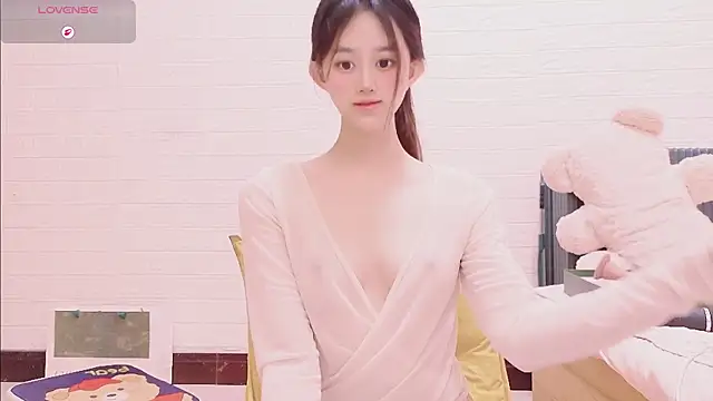 marina-cutegirll online show from 02/15/26, 01:21