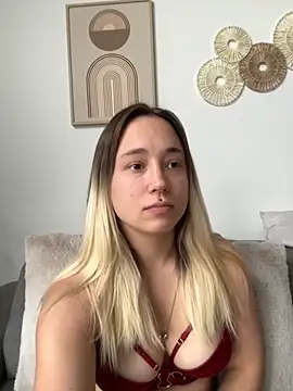 stelli 99 online show from 12/03/25, 09:42