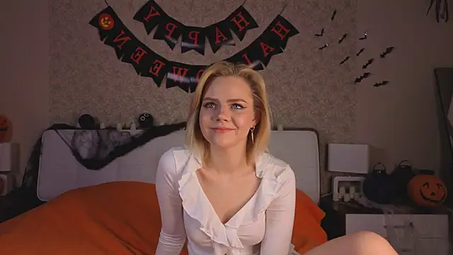 Brittney Shaw online show from 10/29/25, 02:27