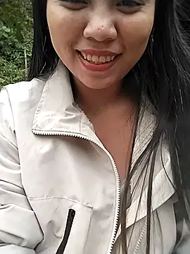 venu00 online show from 11/21/25, 03:05