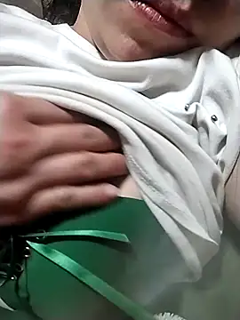 Snapshot of venu00 chatting on 02/14/26, 06:19 venu00 online show from 02/14/26, 06:19