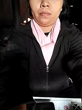 venu00 online show from 12/02/25, 02:56