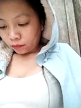 venu00 online show from 11/17/25, 07:23