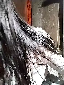 venu00 online show from 03/18/26, 01:57