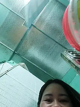 Snapshot of Singlemom69x chatting on 11/06/25, 02:15 Singlemom69x online show from 11/06/25, 02:15