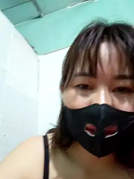 Snapshot of Singlemom69x chatting on 05/16/26, 10:36 Singlemom69x online show from 05/16/26, 10:36