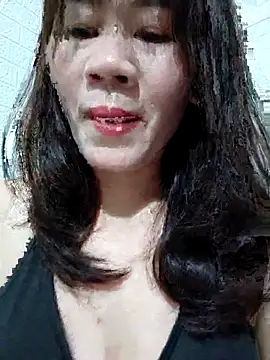 Snapshot of Singlemom69x chatting on 07/09/26, 01:43 Singlemom69x online show from 07/09/26, 01:43
