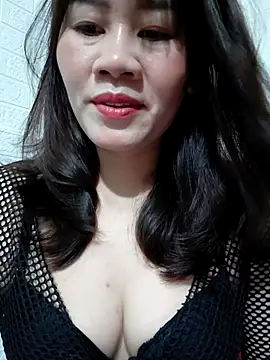 Snapshot of Singlemom69x chatting on 07/10/26, 01:49 Singlemom69x online show from 07/10/26, 01:49