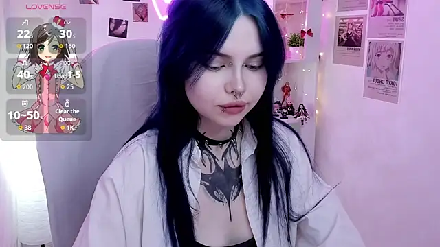 Snapshot of Morana_Batt chatting on 05/18/26, 02:12 Morana Batt online show from 05/18/26, 02:12