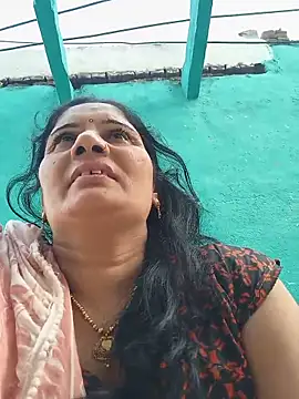Snapshot of Rakhi99x chatting on 06/11/26, 12:46 Rakhi99x online show from 06/11/26, 12:46