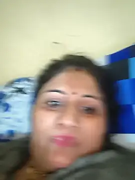 Snapshot of Rakhi99x chatting on 10/12/25, 09:16 Rakhi99x online show from 10/12/25, 09:16
