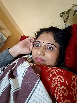 Snapshot of Rakhi99x chatting on 10/24/25, 01:59 Rakhi99x online show from 10/24/25, 01:59