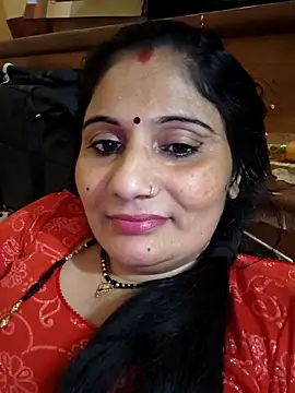 Snapshot of Rakhi99x chatting on 09/18/25, 08:28 Rakhi99x online show from 09/18/25, 08:28