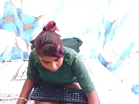 Snapshot of indianmystica694u chatting on 12/23/25, 09:30 indianmystica694u online show from 12/23/25, 09:30