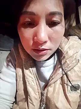 YAYAA-502 online show from 12/23/25, 10:36