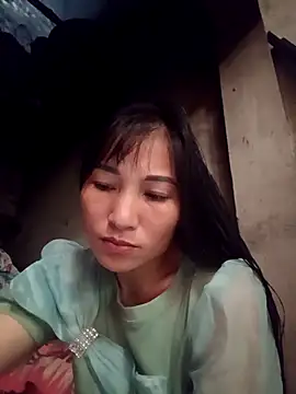 Snapshot of YAYAA-502 chatting on 10/16/25, 01:14 YAYAA-502 online show from 10/16/25, 01:14