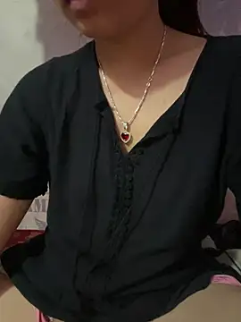 Snapshot of Ngoc-bbi chatting on 06/28/26, 10:32 Ngoc-bbi online show from 06/28/26, 10:32