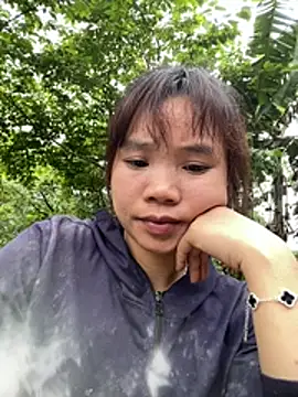 Ngoc-bbi online show from 05/04/26, 06:06