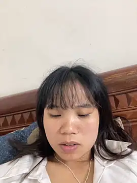 Ngoc-bbi online show from 09/26/25, 05:53