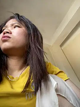 Ngoc-bbi online show from 02/21/26, 01:29