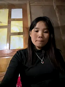 Ngoc-bbi online show from 11/20/25, 01:45