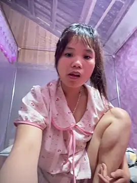 Ngoc-bbi online show from 04/26/26, 04:43