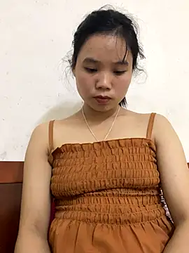 Ngoc-bbi online show from 10/12/25, 11:33