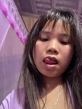Ngoc-bbi online show from 04/24/26, 03:14