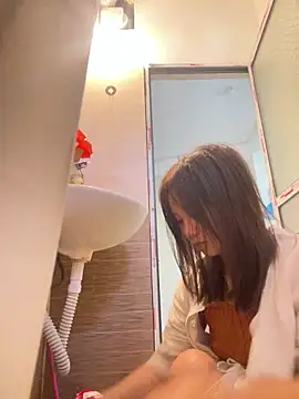 Ngoc-bbi online show from 02/04/26, 01:33