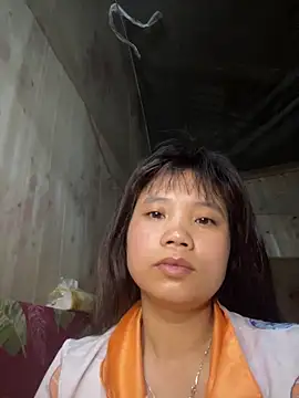 Ngoc-bbi online show from 04/06/26, 11:06