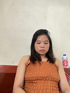 Ngoc-bbi online show from 10/13/25, 04:25