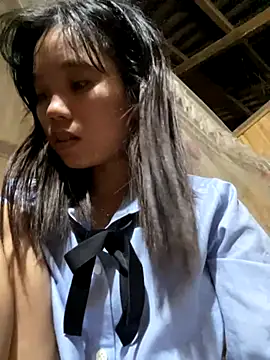 Ngoc-bbi online show from 10/30/25, 05:39